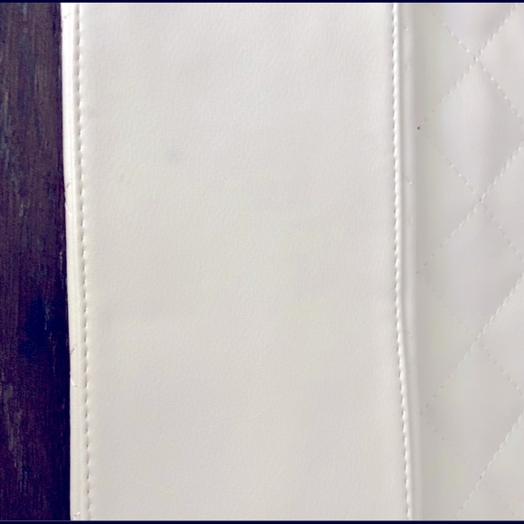 NEW Listing! White Quilted Faux Leather Tote - Picture 9 of 10